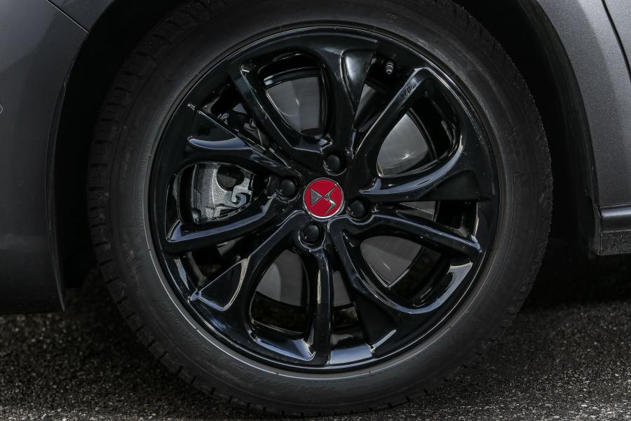 Колеса DS 4 Performance Line 2016 года  (фото 16 из 26)